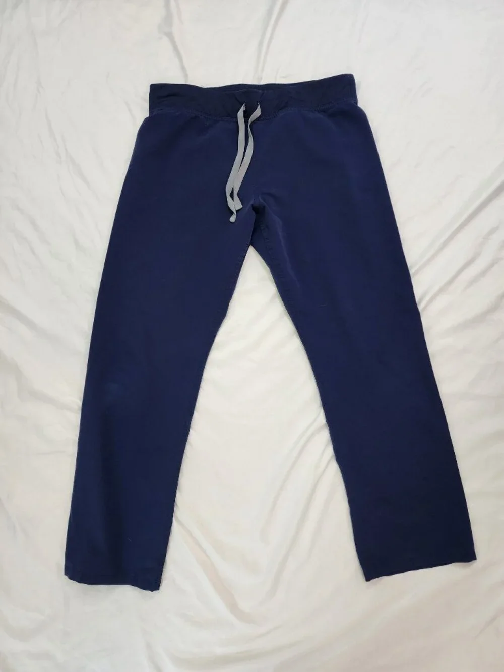 FIGS Navy Scrub Set Medium Catarina Top Livingston Straight Leg Pants